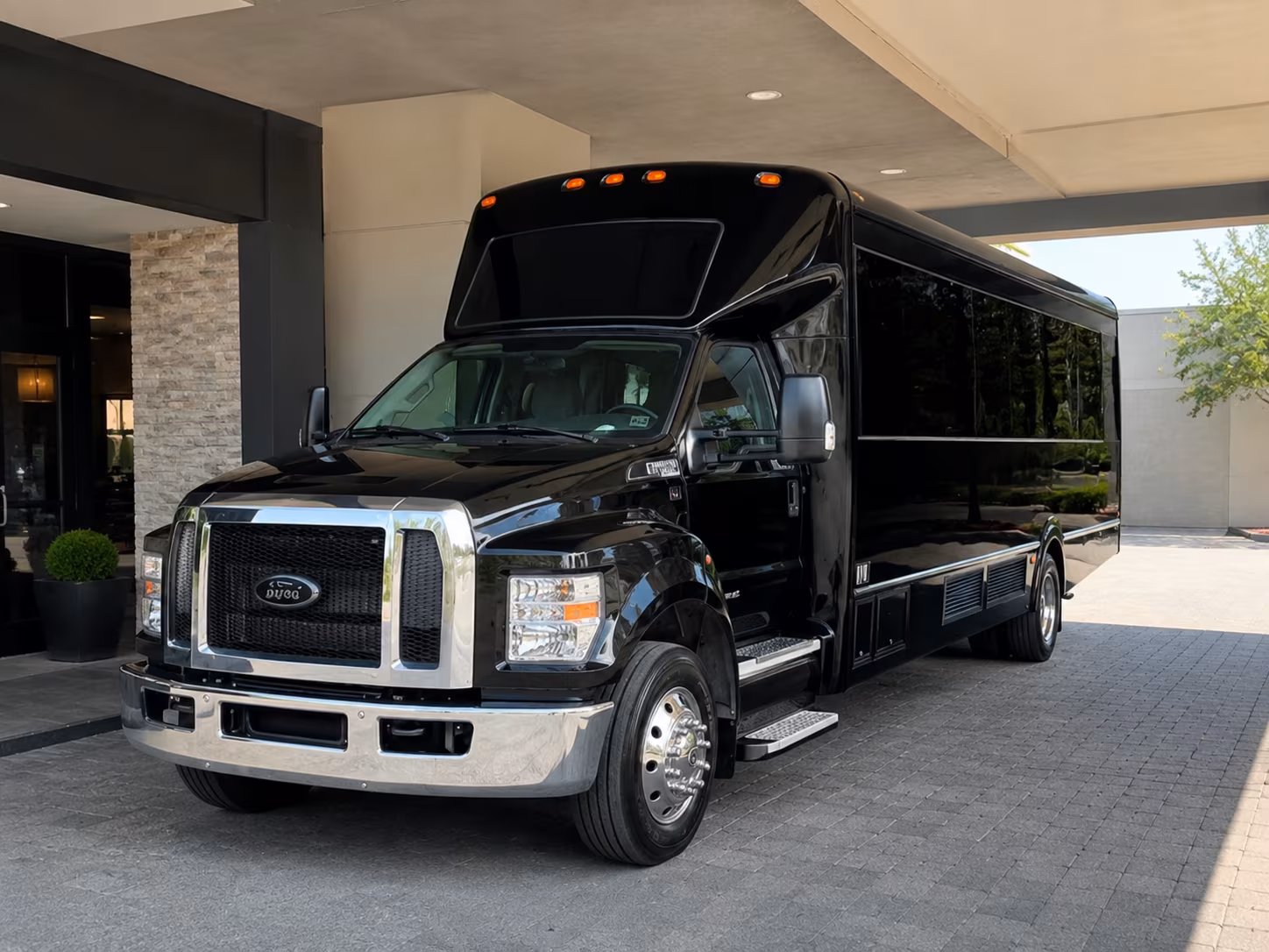 Daly City Birthday, Sweet 16, & Quinceañera Party Bus Rentals