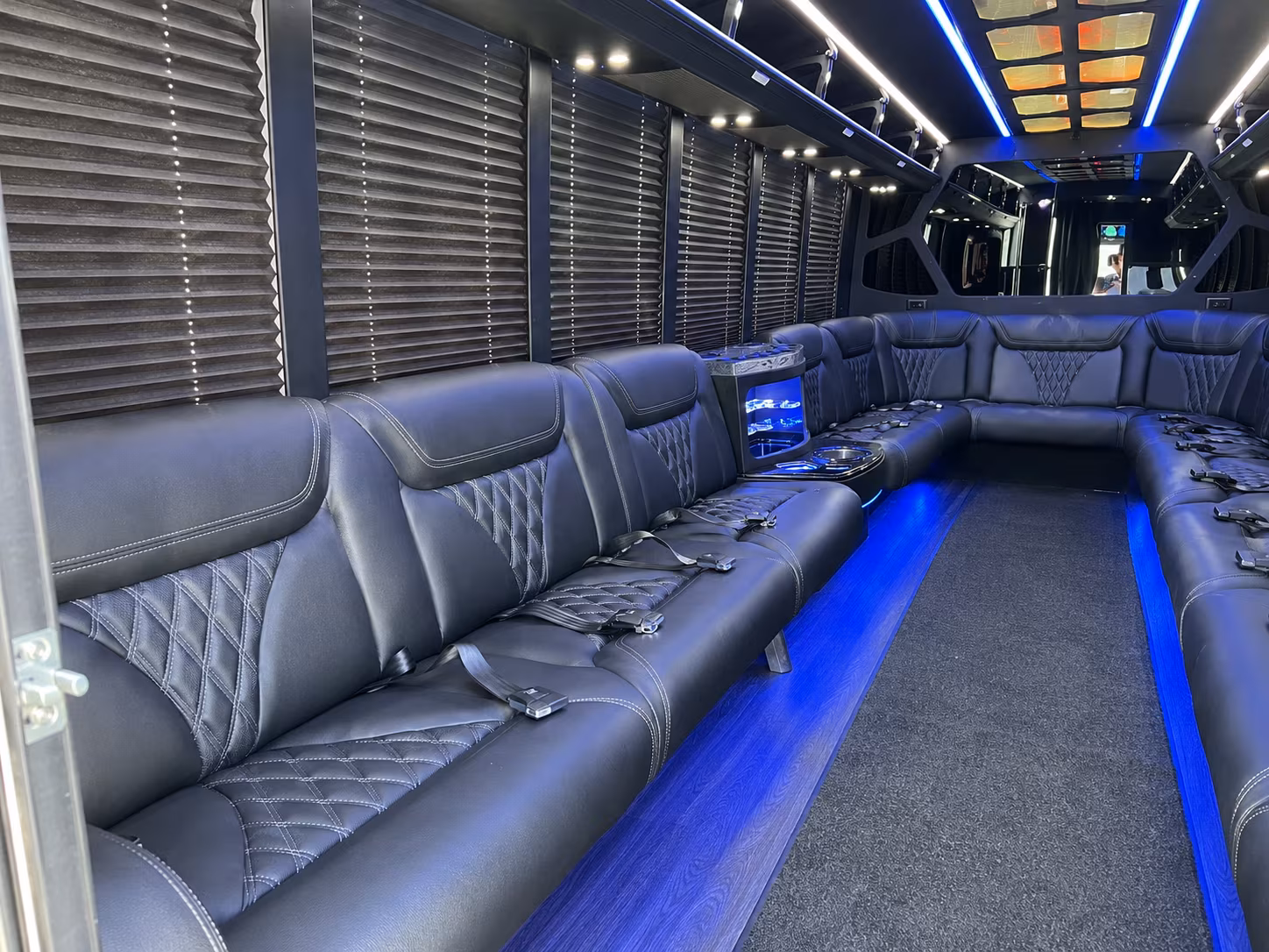 Oakland Homecoming & Prom Party Bus Rentals