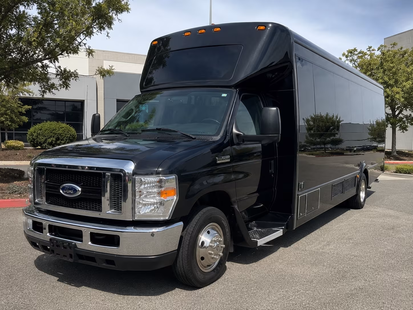 Oakland Sporting Event Transportation