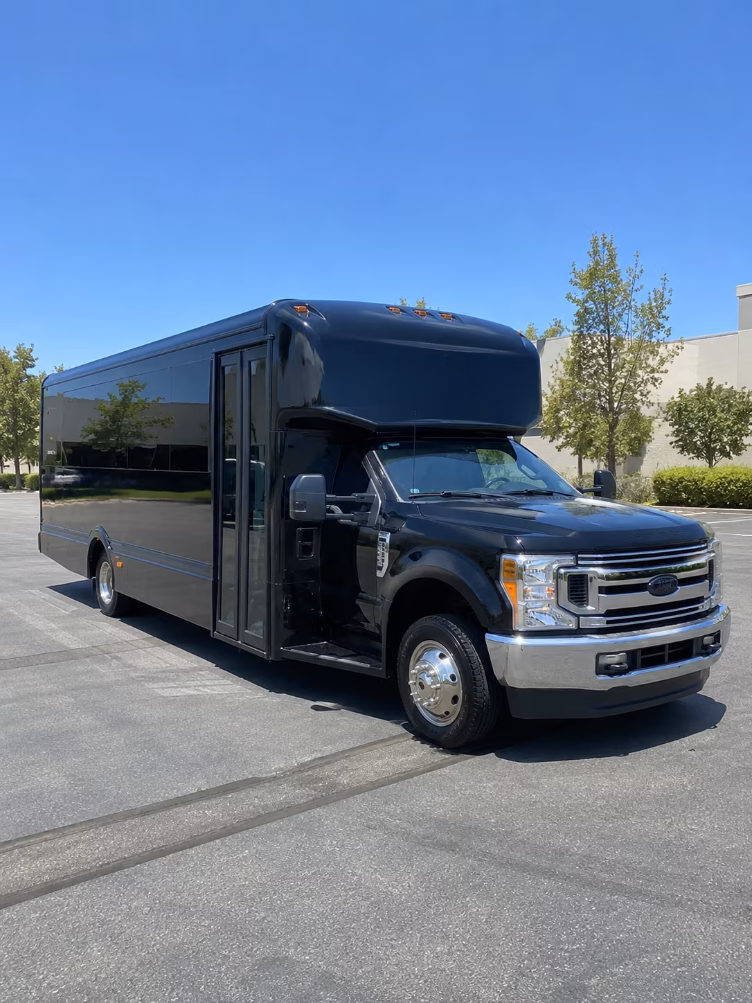 San Francisco Birthday, Sweet 16, & Quinceañera Transportation party bus interior