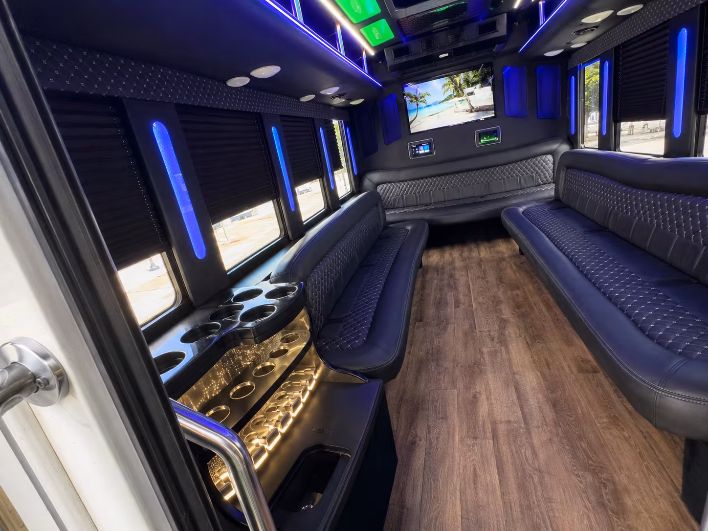 San Francisco Winery Tour & Pub Crawl Transportation party bus exterior